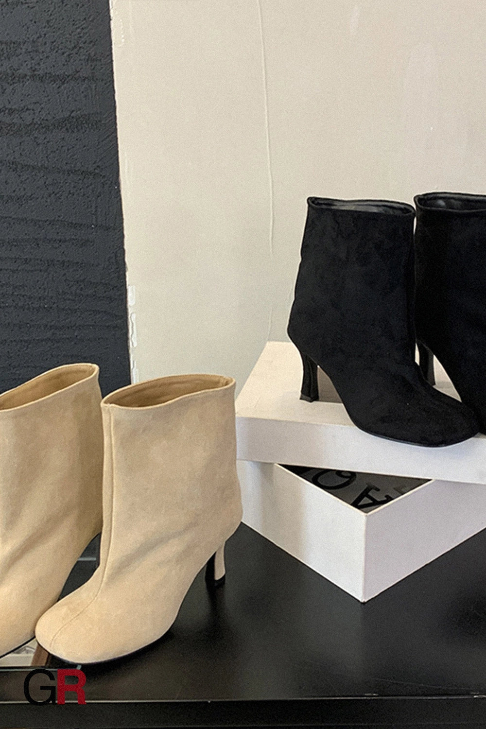 Simple Graceful Round Toe High Heel Booties
