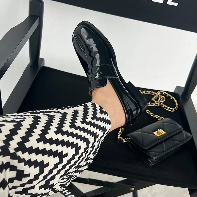 Opulent Equine Elegance Flats for Women - GlamoROZ
