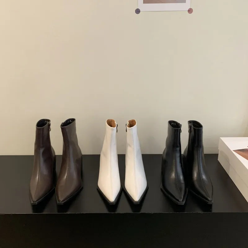 Short Heel High Heels Boots - GlamoROZ