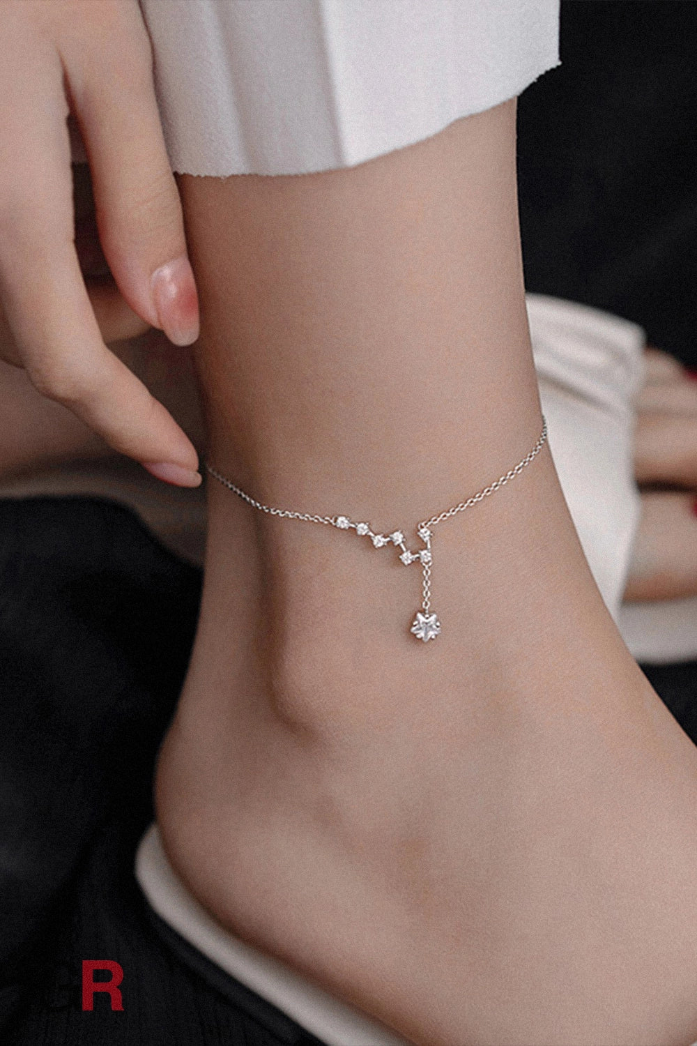 Éclat d’Argent Anklet