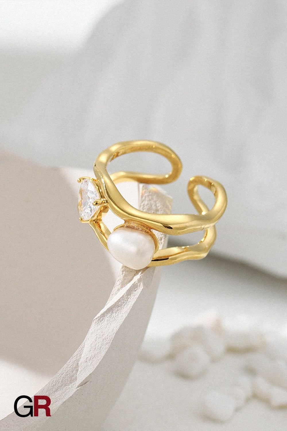 Lune d’Or Ring