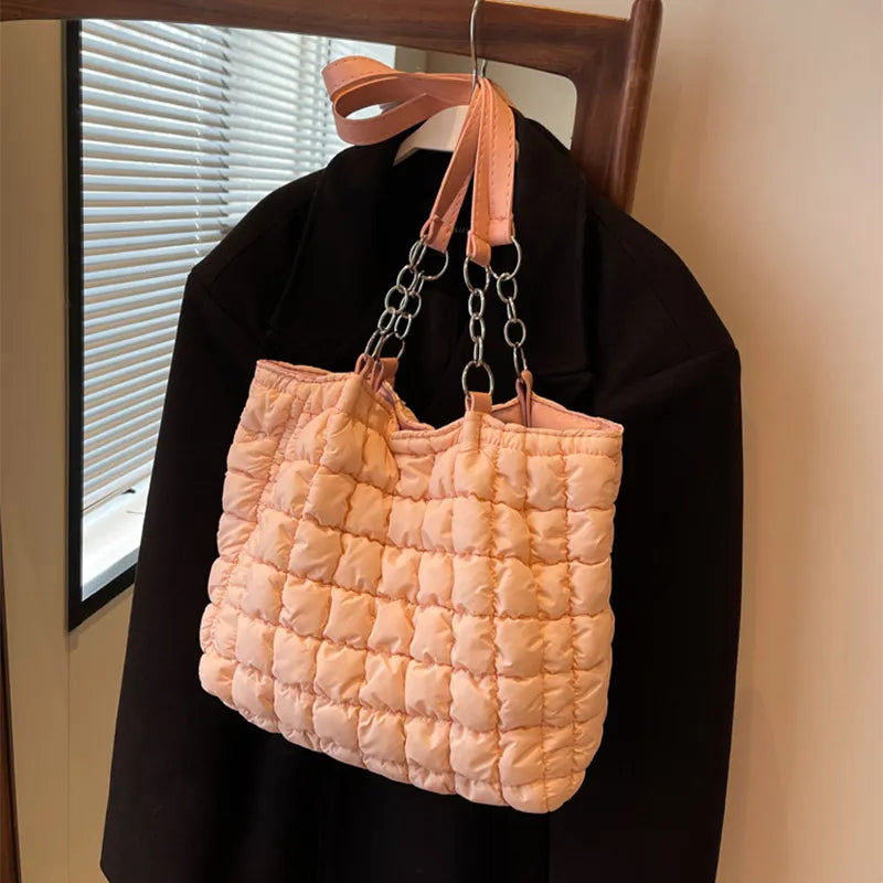 RegalChic Tartan Cascade Tote - GlamoROZ