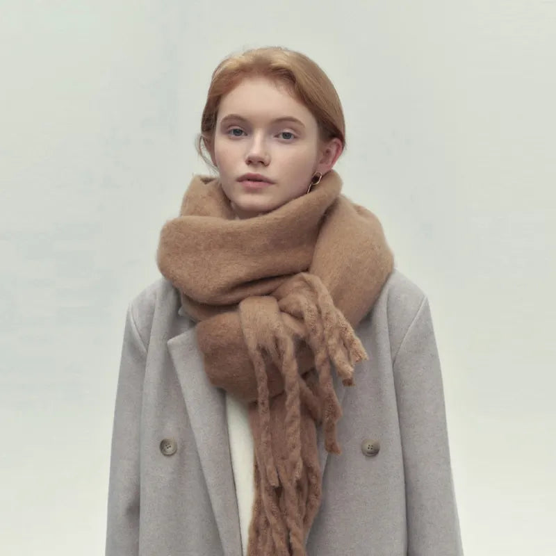 Luxurious Winter Tassel Shawl - GlamoROZ