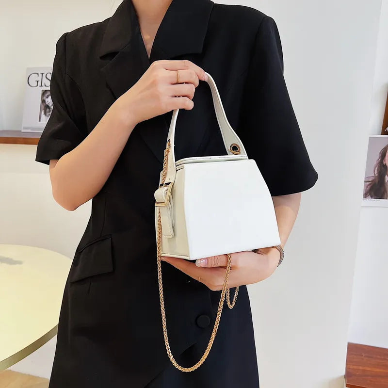 Metro Mesh Handbag - GlamoROZ
