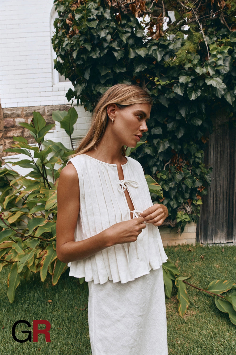 Serene Lace-Up White Cotton-Linen Shirt - GlamoROZ