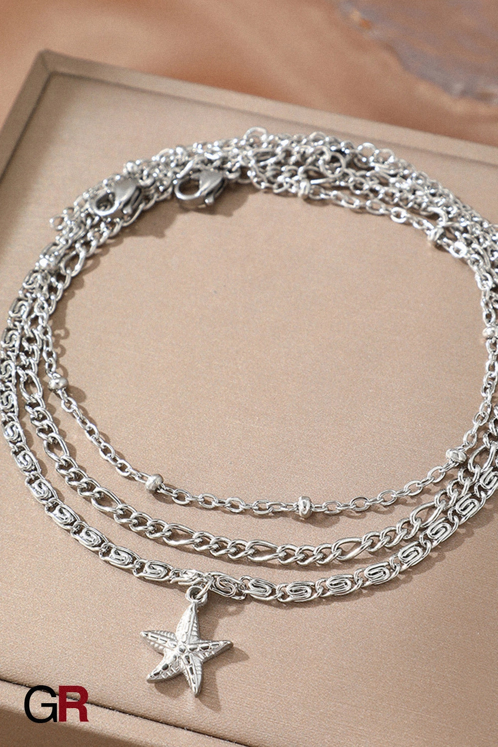 Golden Mare Layered Star Anklet