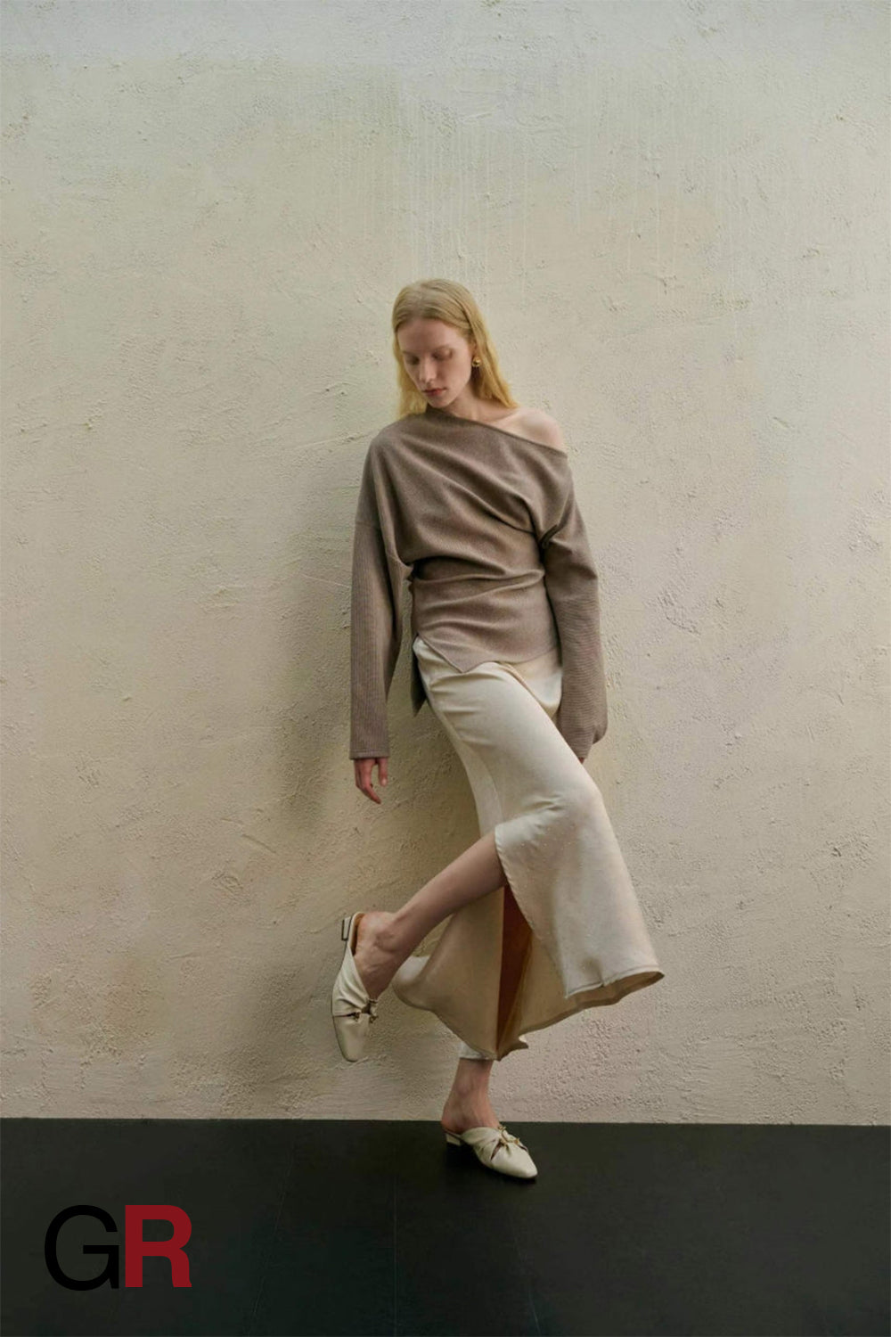 Velour Grace Slant Shoulder beige Lounge Top - GlamoROZ