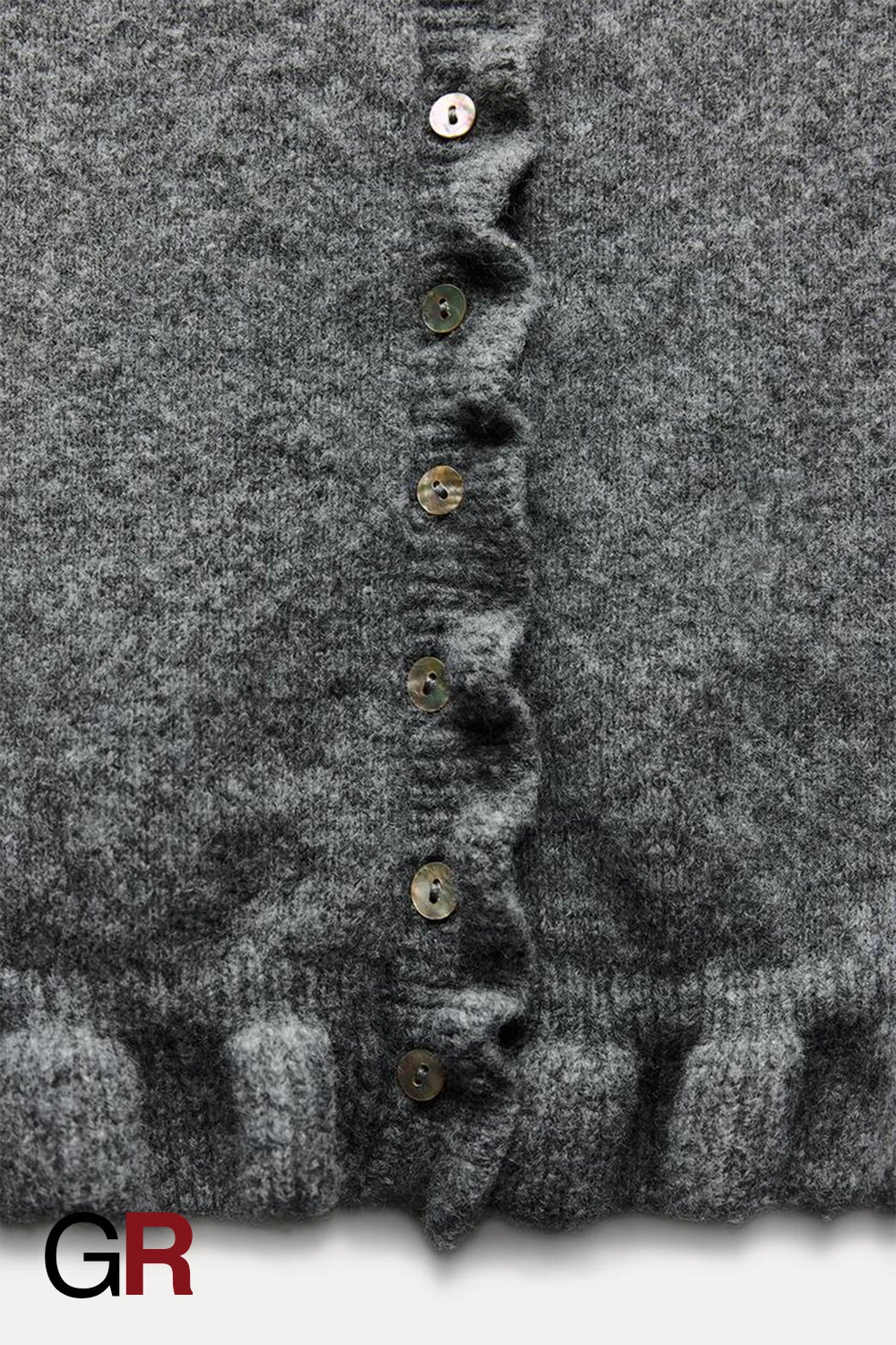 Simple Laminated Round Neck Knitted Grey Sweater - GlamoROZ