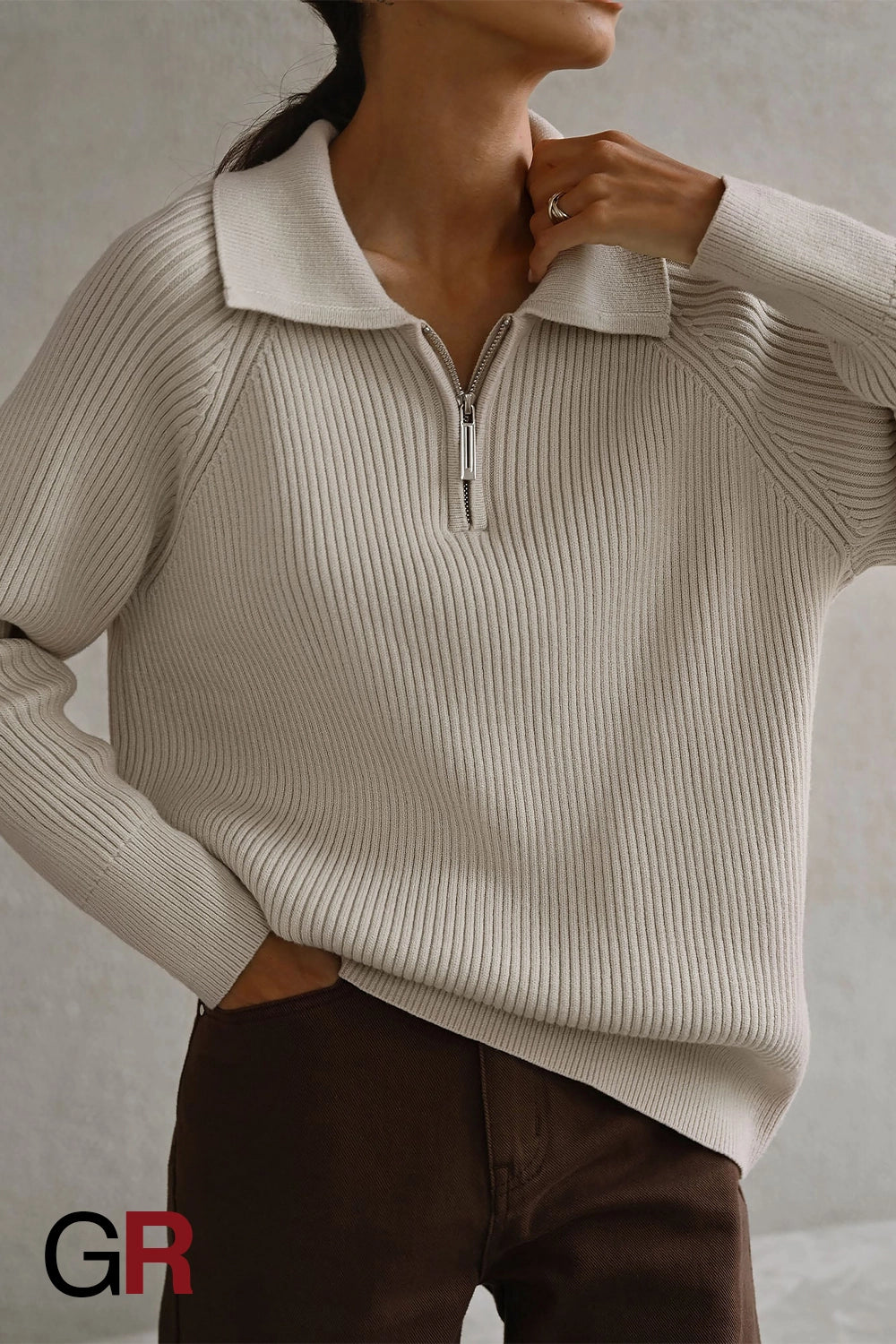 Timeless Polo Collar Knitted Beige Sweater - GlamoROZ