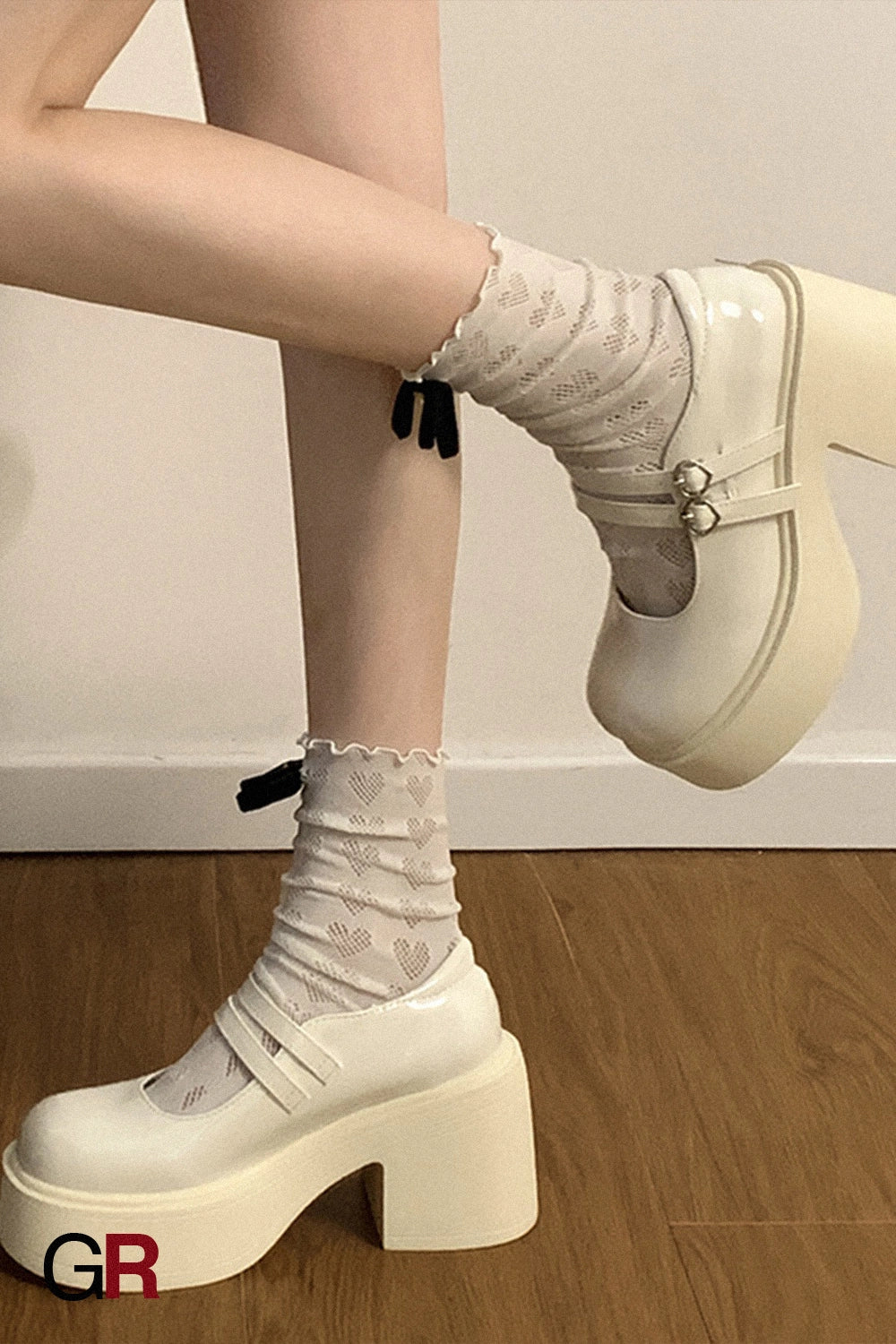 Thick Bottom Round Toe Leather Shoes Women's All-match