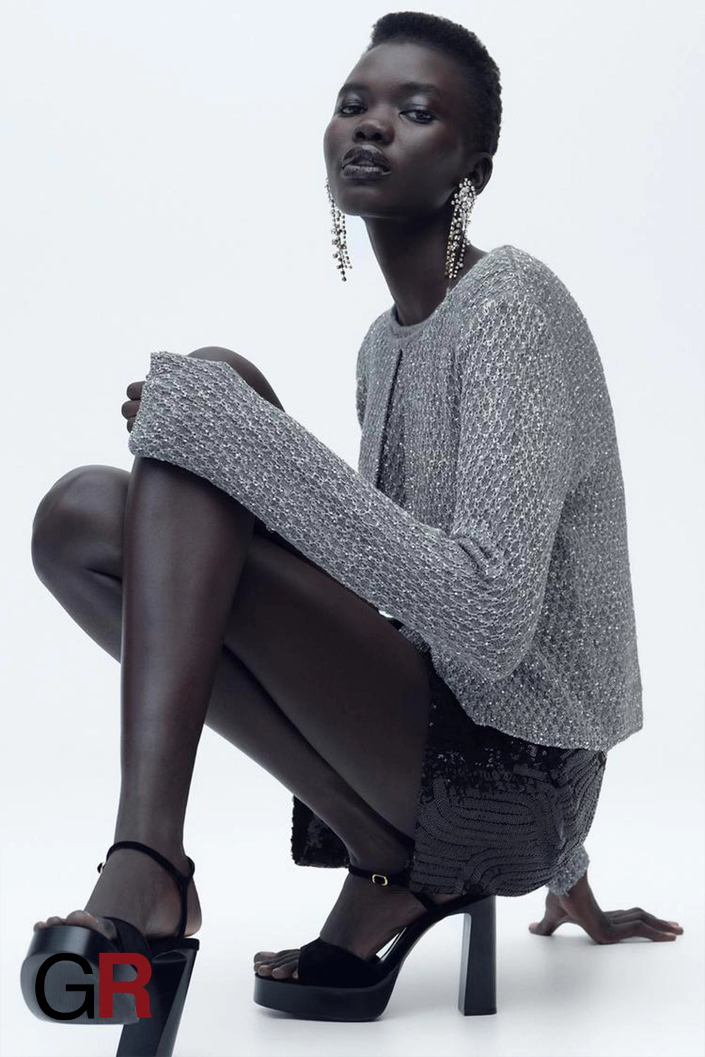 Fashionable Beads Decoration Knitted Sweater - GlamoROZ