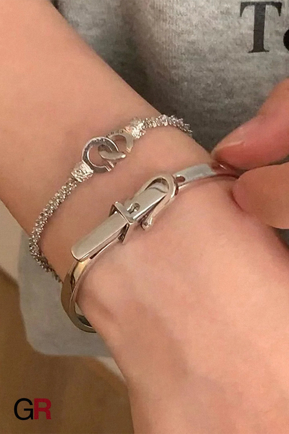 Buckle Embrace Bracelet
