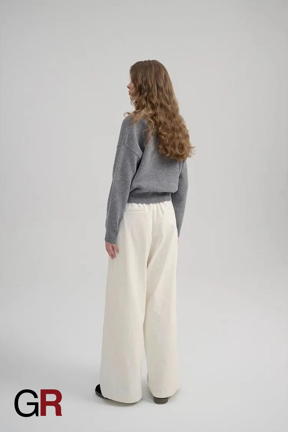 Elegant Contrast Polo Collar Lapel Sweater - GlamoROZ