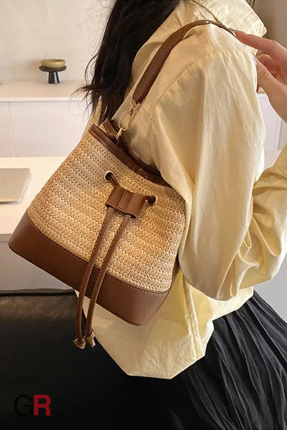 Woven Straw Women's Crossbody Portable Bucket Bag