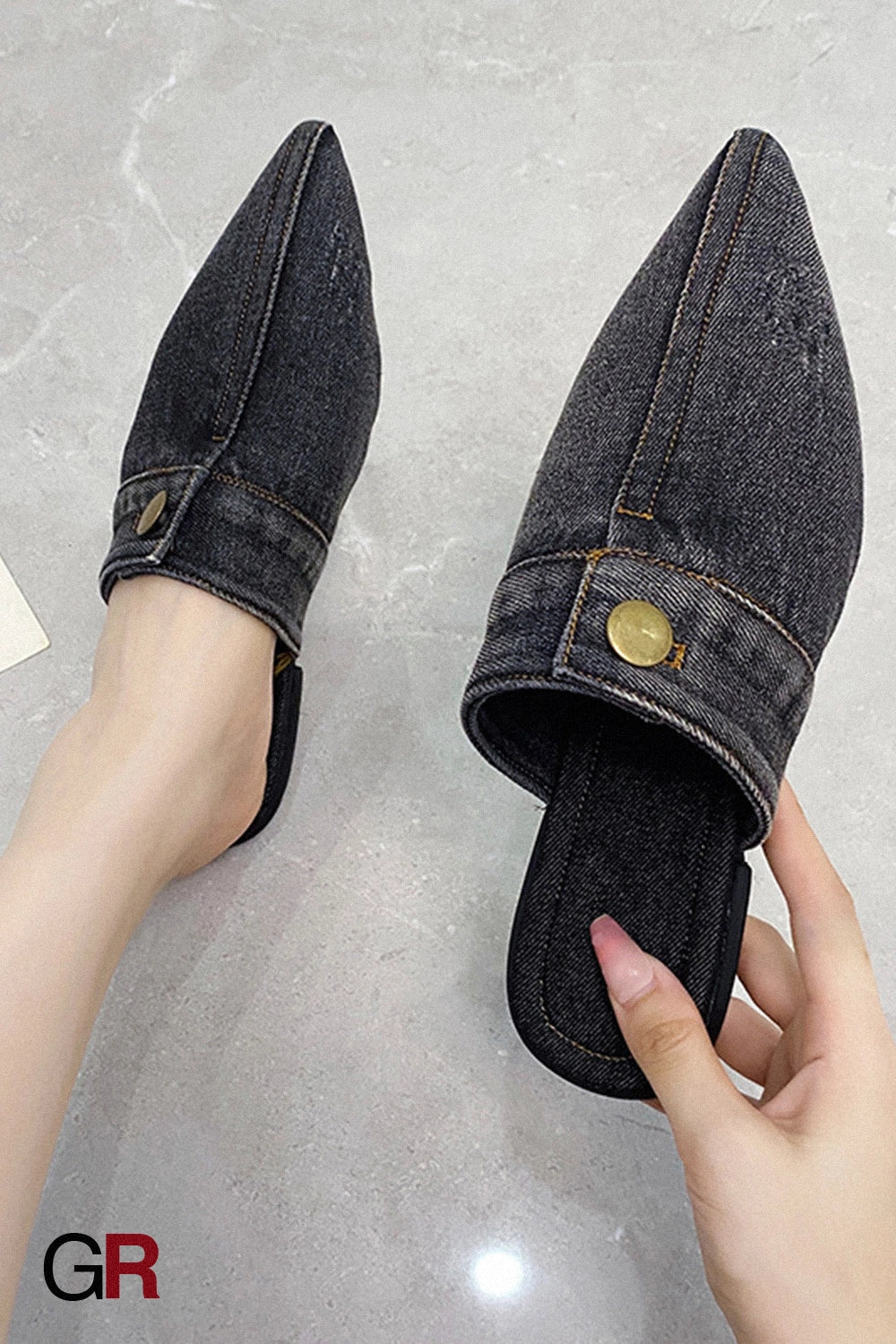 European And American Washed Denim Flat Closed Toe Slippers Women