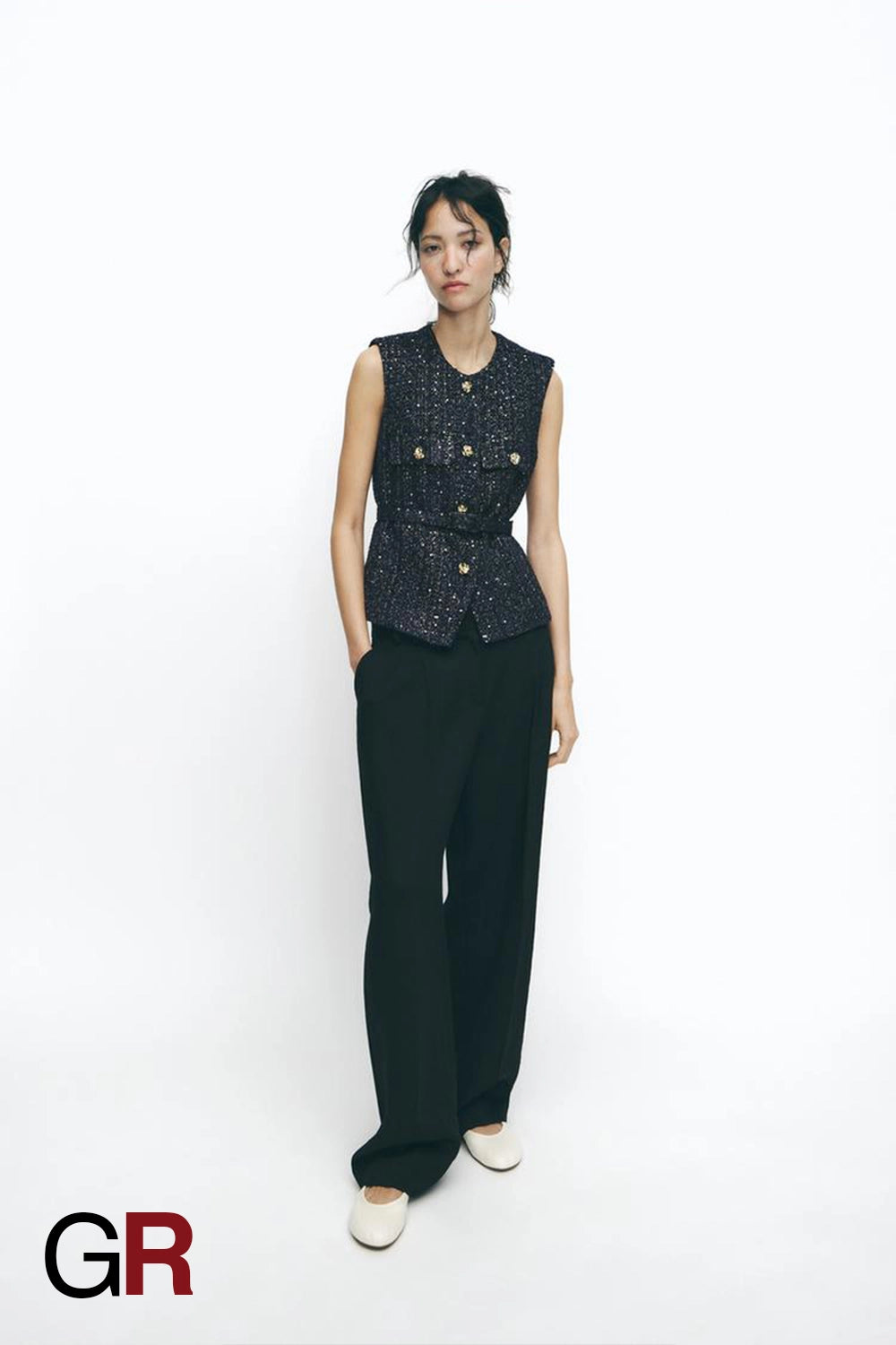 Versatile Textured Knit Vest - GlamoROZ
